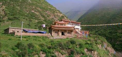Lama house.